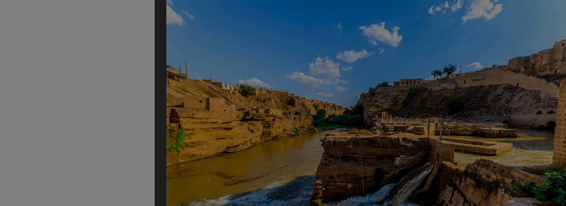راهنمای گردشگران داخلی