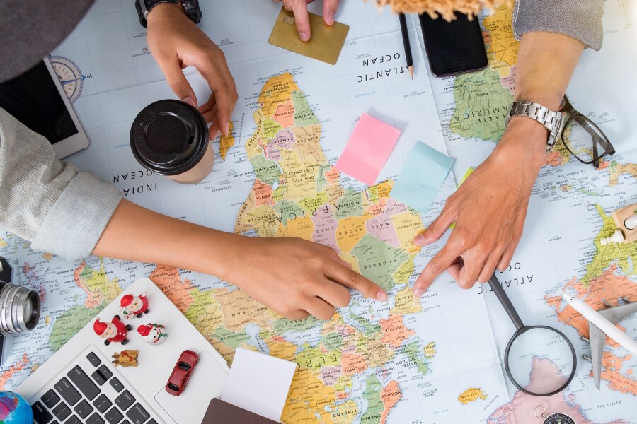 راهنمای جامع برای داشتن یک سفر حرفه‌ای و بدون دغدغه